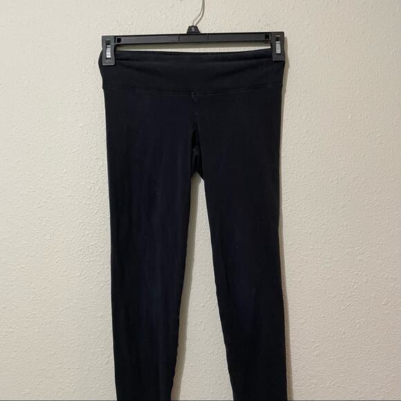 TNA Aritzia Black Ankle Length High Rise Leggings Womens S Yoga Pants Gorpcore - Picture 2 of 5
